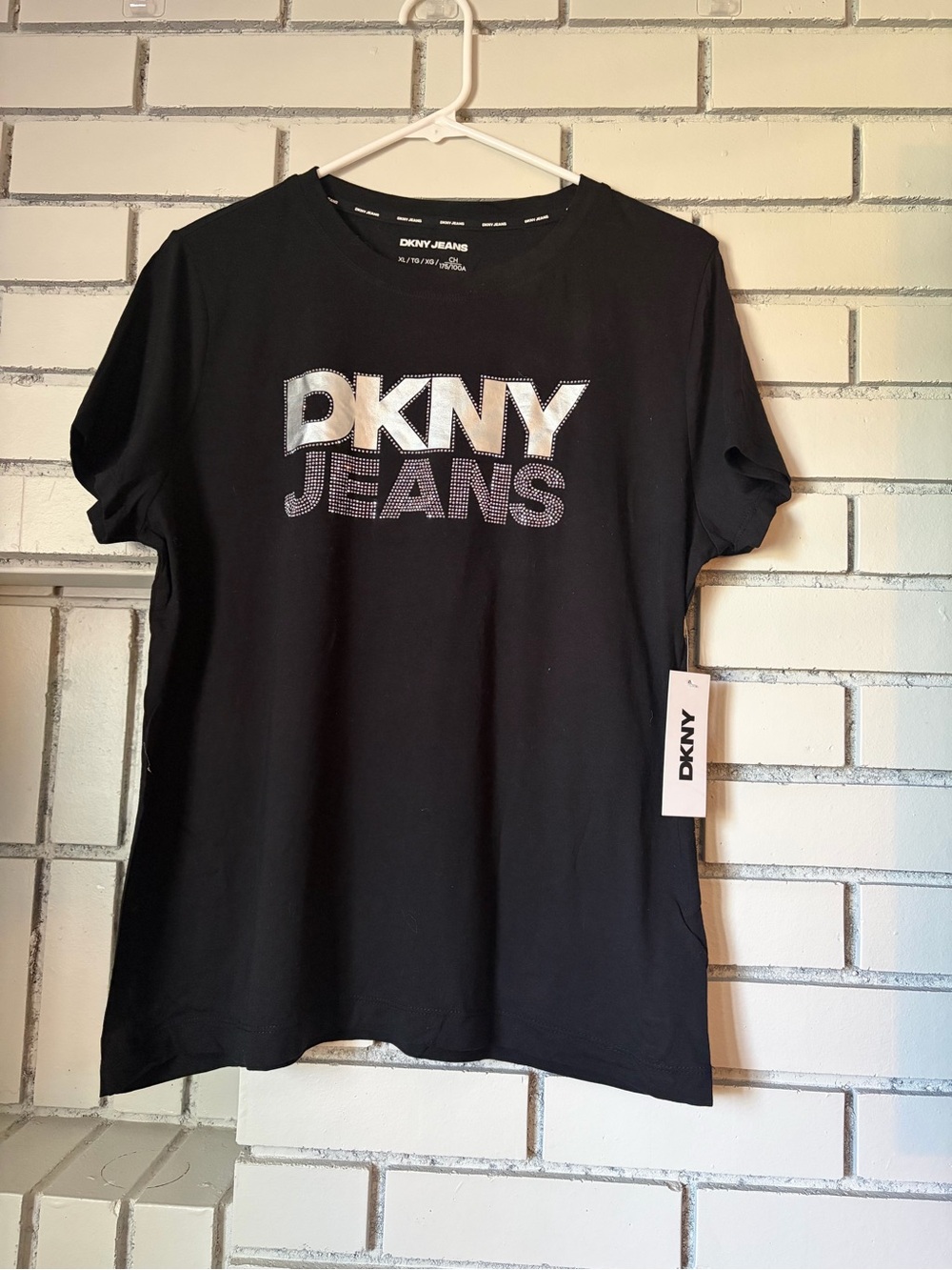 NWT DKNY WOMEN TEE XL